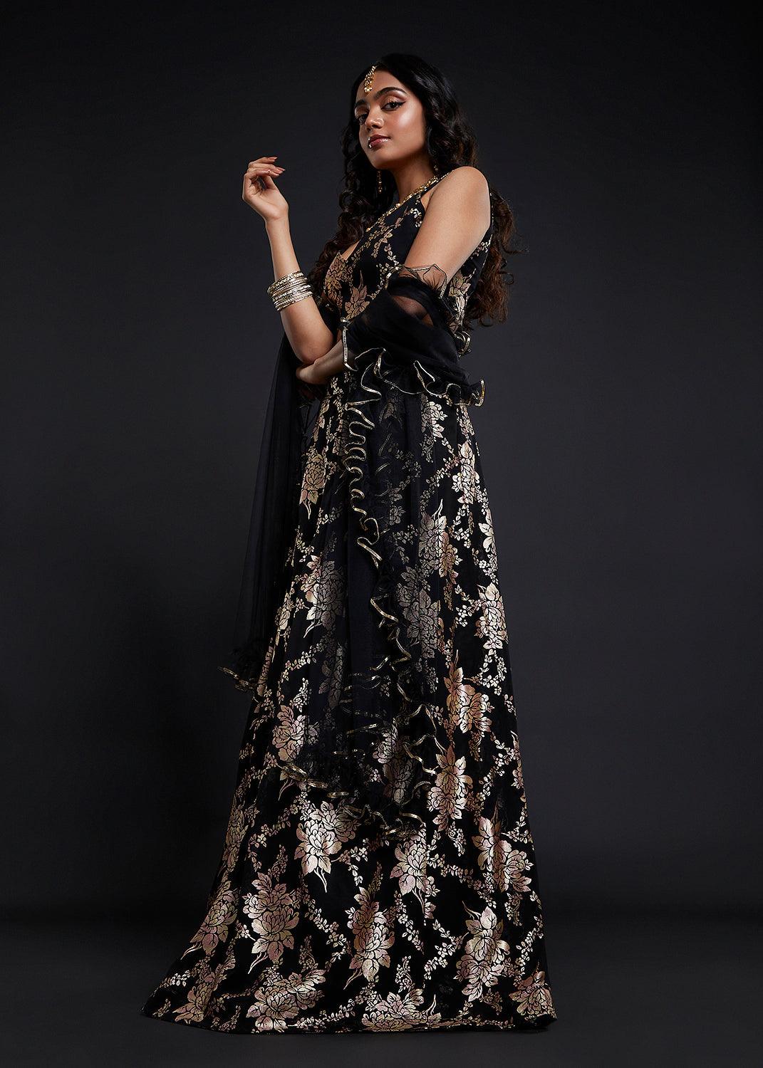 Black Vark Sleeveless Lehenga Set - QUERATED